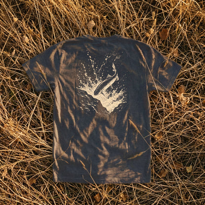 Salmon Leap Heavyweight Pocket-T-Shirt
